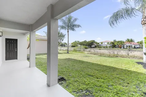 10557 Galleria Street Wellington FL 33414
