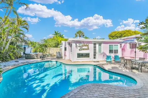 3218 Palm Drive Delray Beach FL 33483