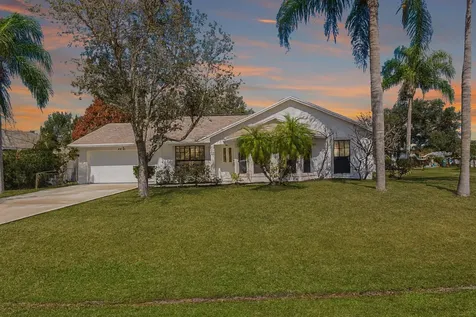 6935 Nw Hershy Circle Port Saint Lucie FL 34983
