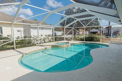 6935 Nw Hershy Circle Port Saint Lucie FL 34983