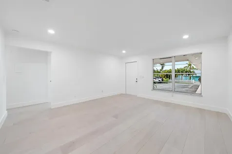 1928 Service Road North Palm Beach FL 33408