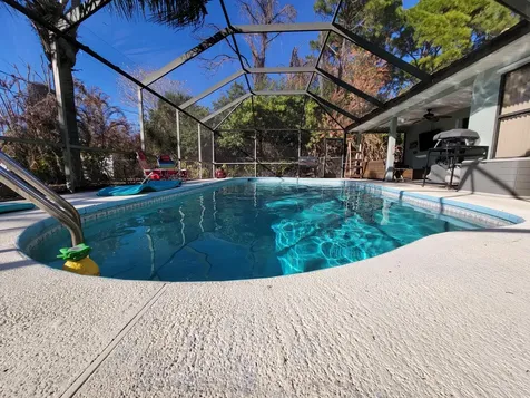 1534 Se Sutton Street Port Saint Lucie FL 34953