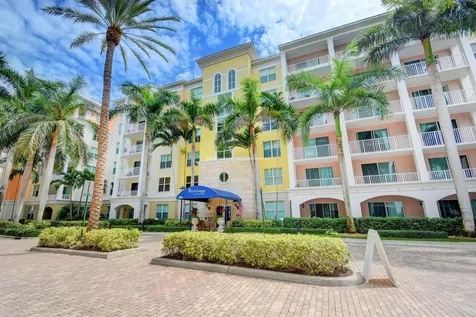 806 E Windward Way Lantana FL 33462