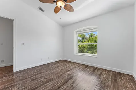 4095 Se Bay Avenue Stuart FL 34997