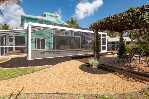 4095 Se Bay Avenue Stuart FL 34997