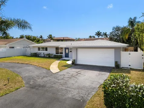 1042 Sw 23rd Avenue Boynton Beach FL 33426