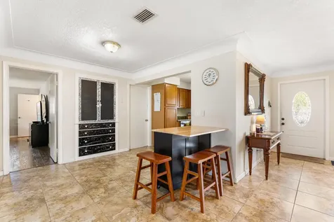 1042 Sw 23rd Avenue Boynton Beach FL 33426