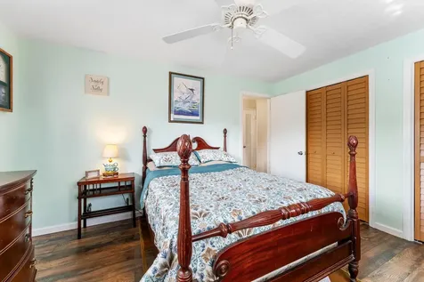 1042 Sw 23rd Avenue Boynton Beach FL 33426