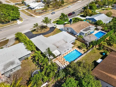 1042 Sw 23rd Avenue Boynton Beach FL 33426