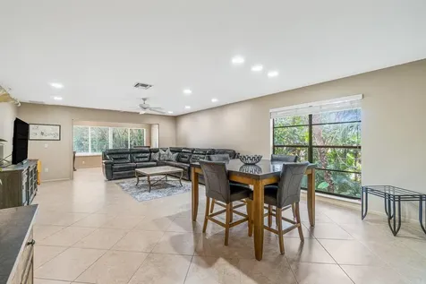 22 Westgate Lane Boynton Beach FL 33436