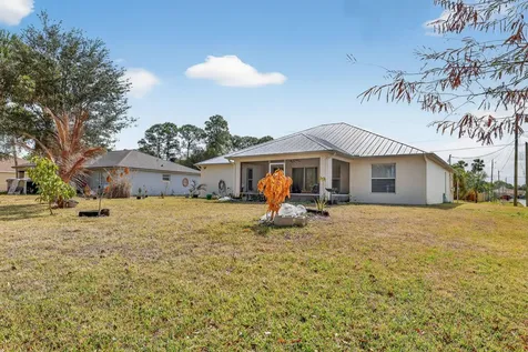1589 Sw Fortune Road Port Saint Lucie FL 34953