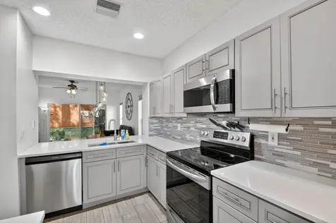 5015 Palmbrooke Circle West Palm Beach FL 33417