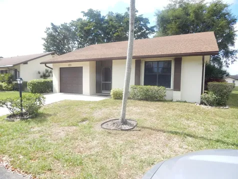 6229 Lakemont Circle Greenacres FL 33463