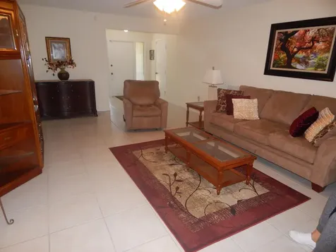6229 Lakemont Circle Greenacres FL 33463