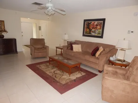 6229 Lakemont Circle Greenacres FL 33463