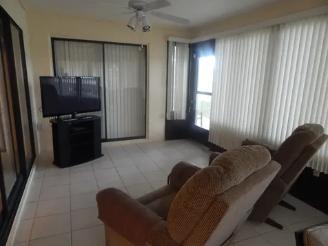 6229 Lakemont Circle Greenacres FL 33463