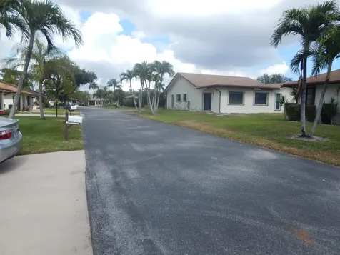 6229 Lakemont Circle Greenacres FL 33463