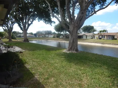 6229 Lakemont Circle Greenacres FL 33463