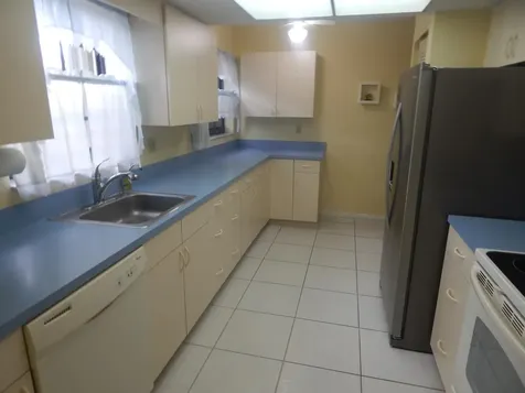 6229 Lakemont Circle Greenacres FL 33463