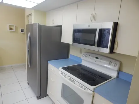 6229 Lakemont Circle Greenacres FL 33463