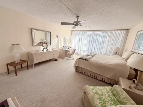 3546 S Ocean Boulevard South Palm Beach FL 33480