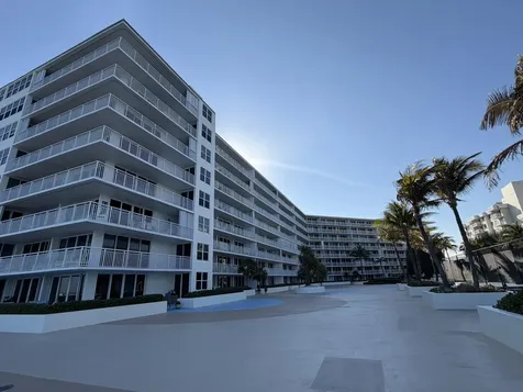 3546 S Ocean Boulevard South Palm Beach FL 33480