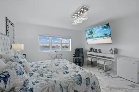2650 Lake Shore Drive Riviera Beach FL 33404