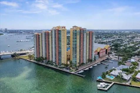 2650 Lake Shore Drive Riviera Beach FL 33404