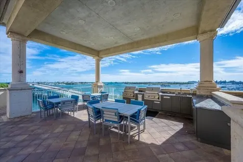2650 Lake Shore Drive Riviera Beach FL 33404