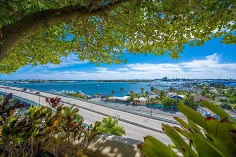 2650 Lake Shore Drive Riviera Beach FL 33404