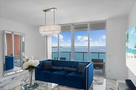 2650 Lake Shore Drive Riviera Beach FL 33404