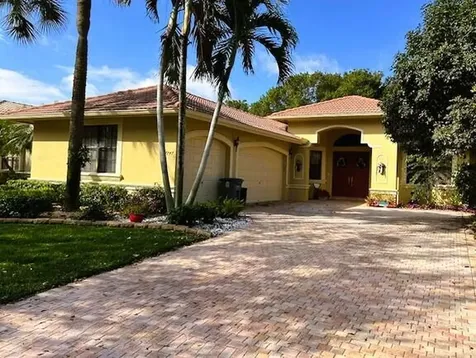 7747 Via Grande Boynton Beach FL 33437