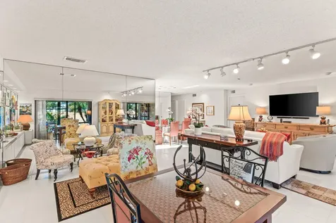 7 Stratford Drive Boynton Beach FL 33436