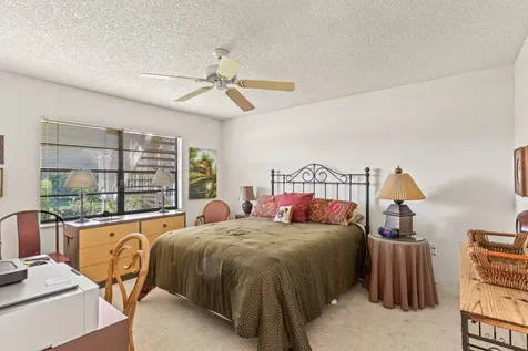 7 Stratford Drive Boynton Beach FL 33436
