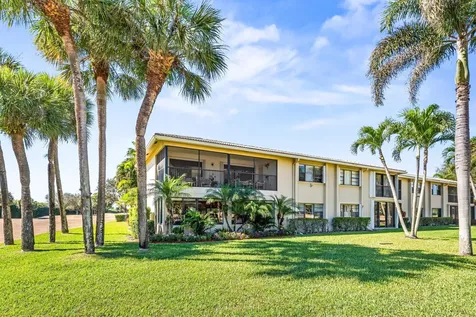 7 Stratford Drive Boynton Beach FL 33436