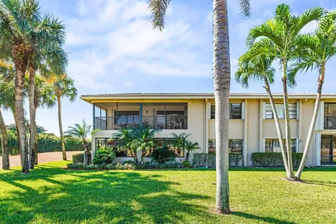 7 Stratford Drive Boynton Beach FL 33436