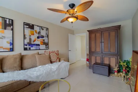 3887 Hamilton Key West Palm Beach FL 33411