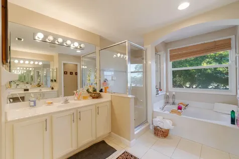 3887 Hamilton Key West Palm Beach FL 33411
