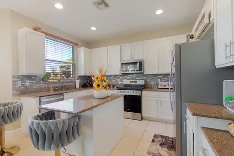 3887 Hamilton Key West Palm Beach FL 33411