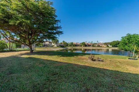 3887 Hamilton Key West Palm Beach FL 33411
