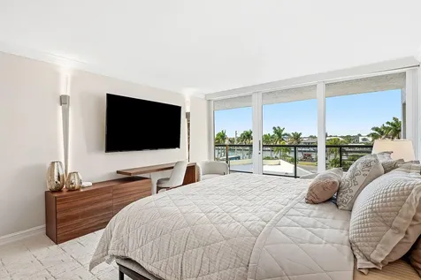 2727 S Ocean Boulevard Highland Beach FL 33487