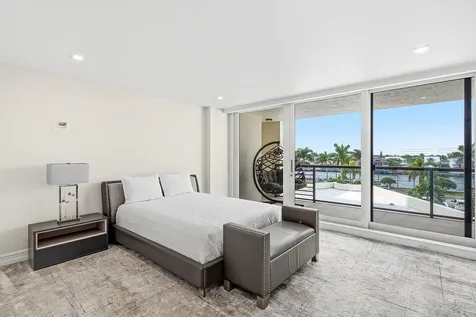 2727 S Ocean Boulevard Highland Beach FL 33487