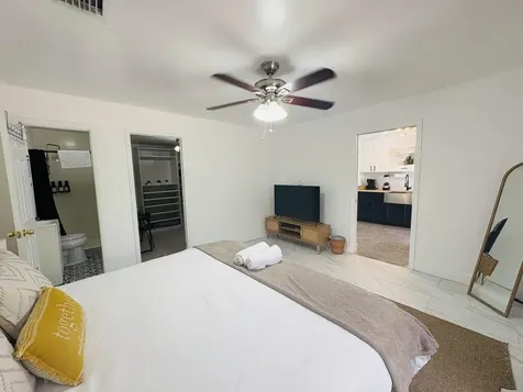 2711 Ne 11th Terrace Pompano Beach FL 33064