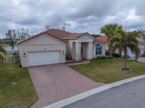 625 Sw Long Key Court Port Saint Lucie FL 34986