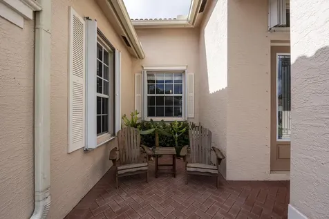 625 Sw Long Key Court Port Saint Lucie FL 34986