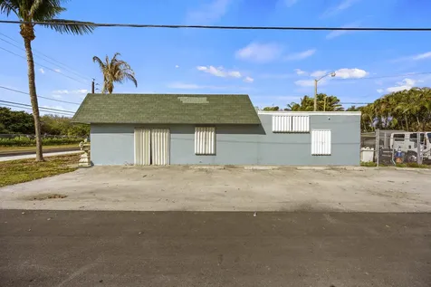 3085 2nd Avenue Palm Springs FL 33461