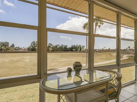 56 Woodland Drive Vero Beach FL 32962