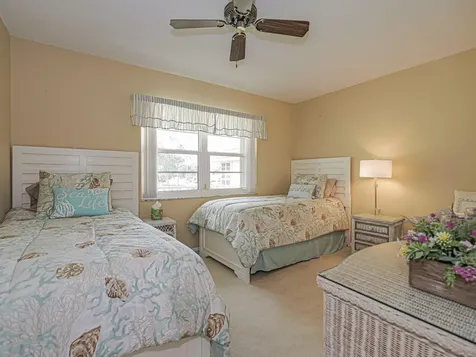 56 Woodland Drive Vero Beach FL 32962