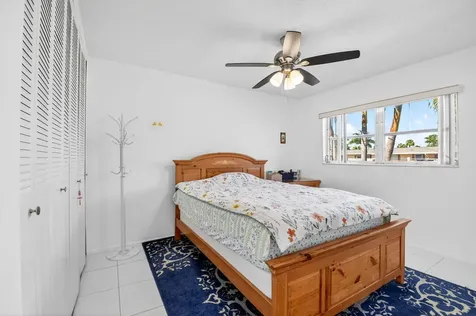 2593 W Dudley Drive West Palm Beach FL 33415