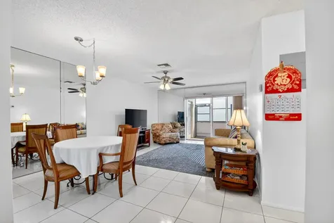2593 W Dudley Drive West Palm Beach FL 33415